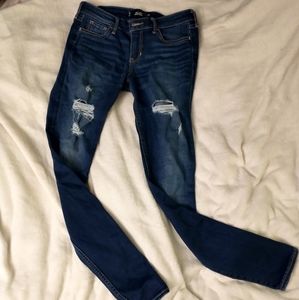 Size 1 Hollister Ripped Jeans